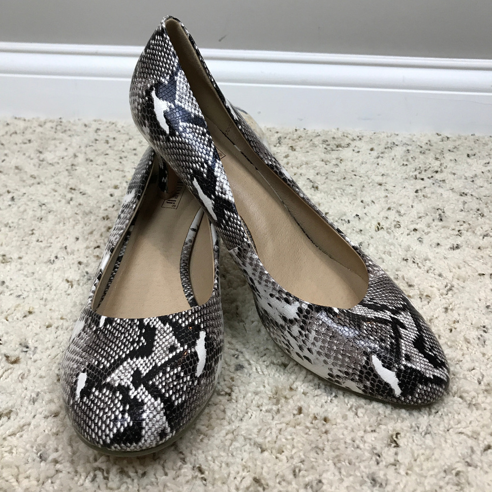 IDIFU Sz 11 Snakeskin 2-3" heel NWOT